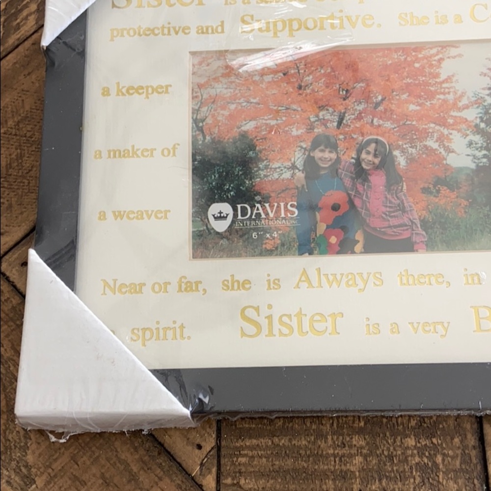 NWT Sisters Frame - Picture 4 of 6